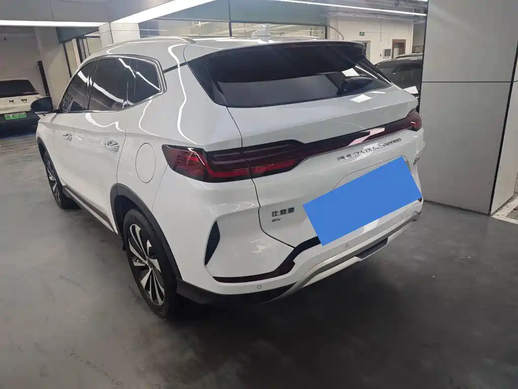 BYD PLUS New Energy — миниатюра 4