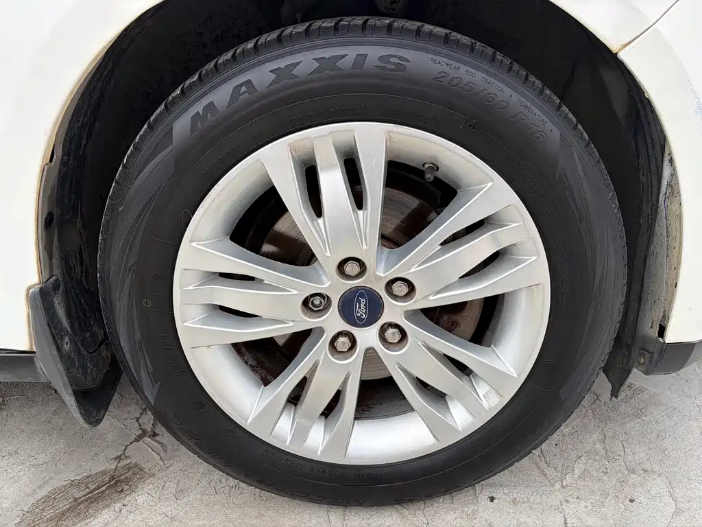 Ford Focus — миниатюра 15