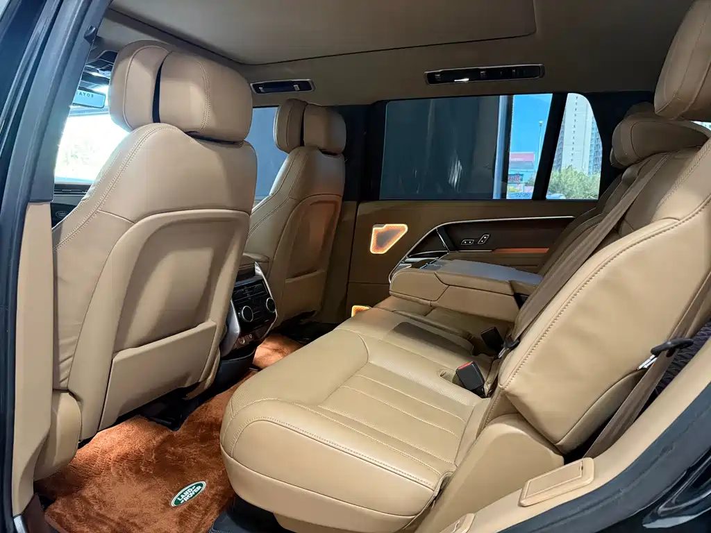Land Rover Range Rover — миниатюра 8