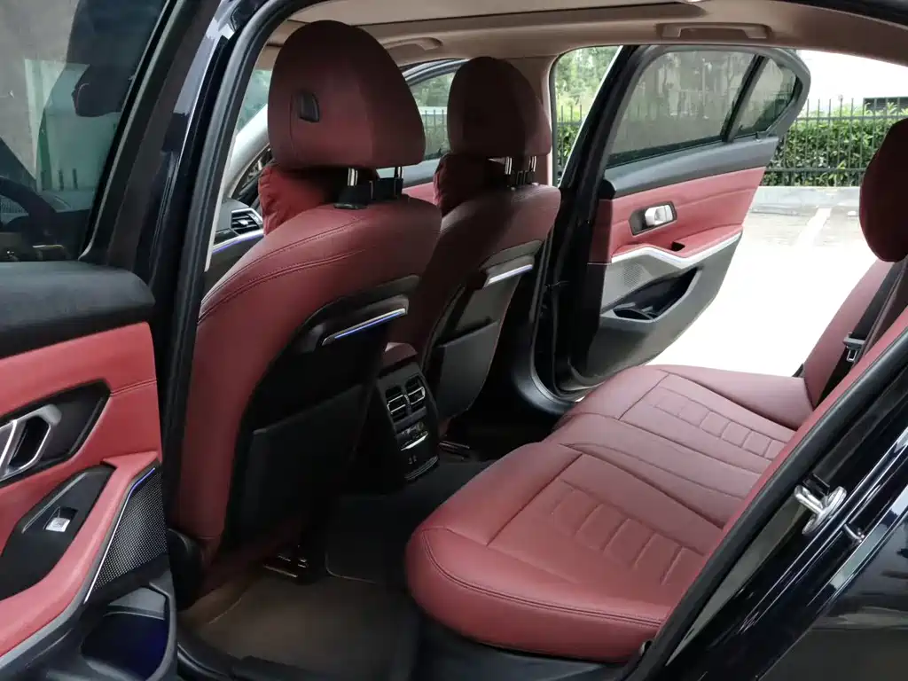 BMW 3 Series — миниатюра 7