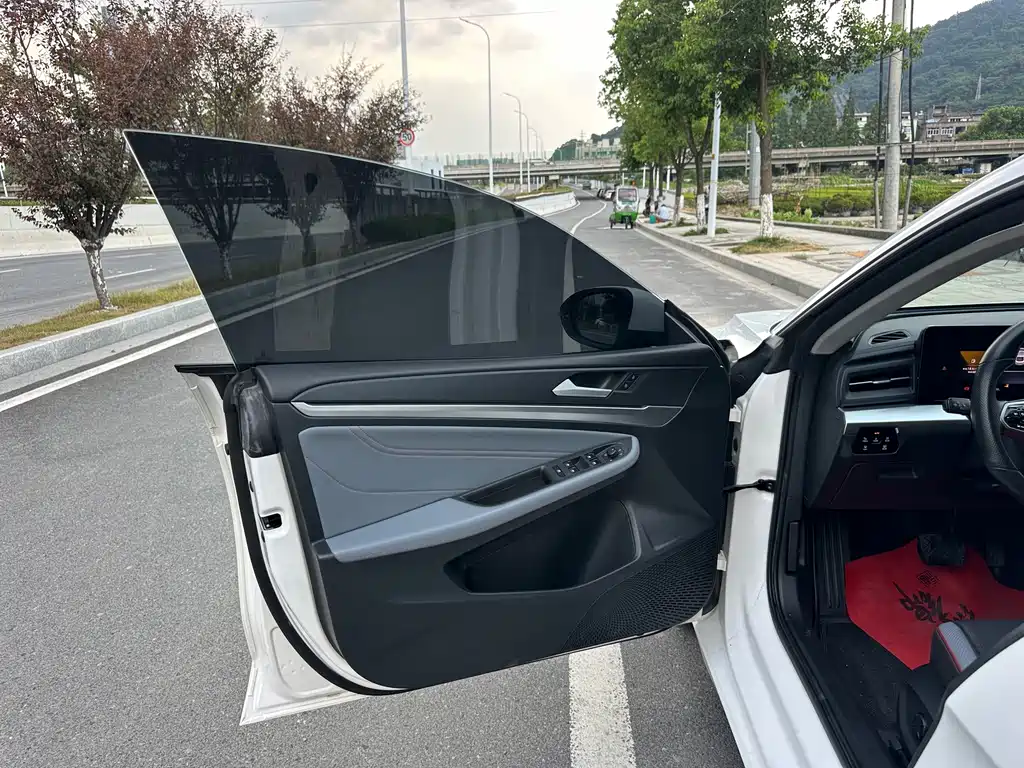 Volkswagen Lamando — миниатюра 13