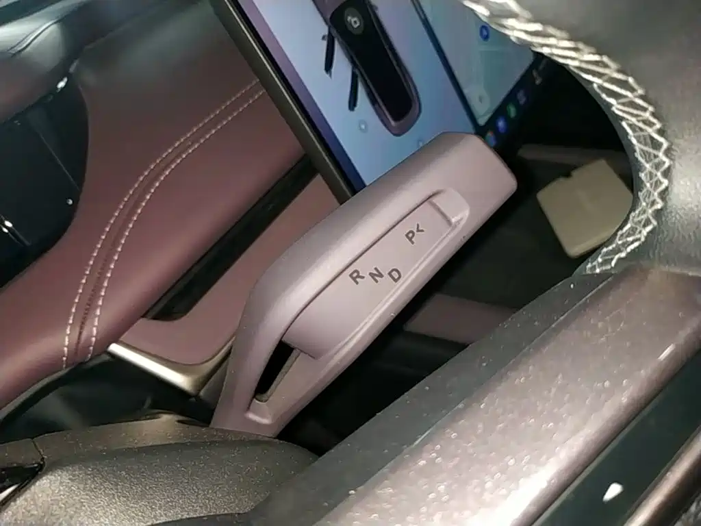 Xiaomi SU7 — миниатюра 14