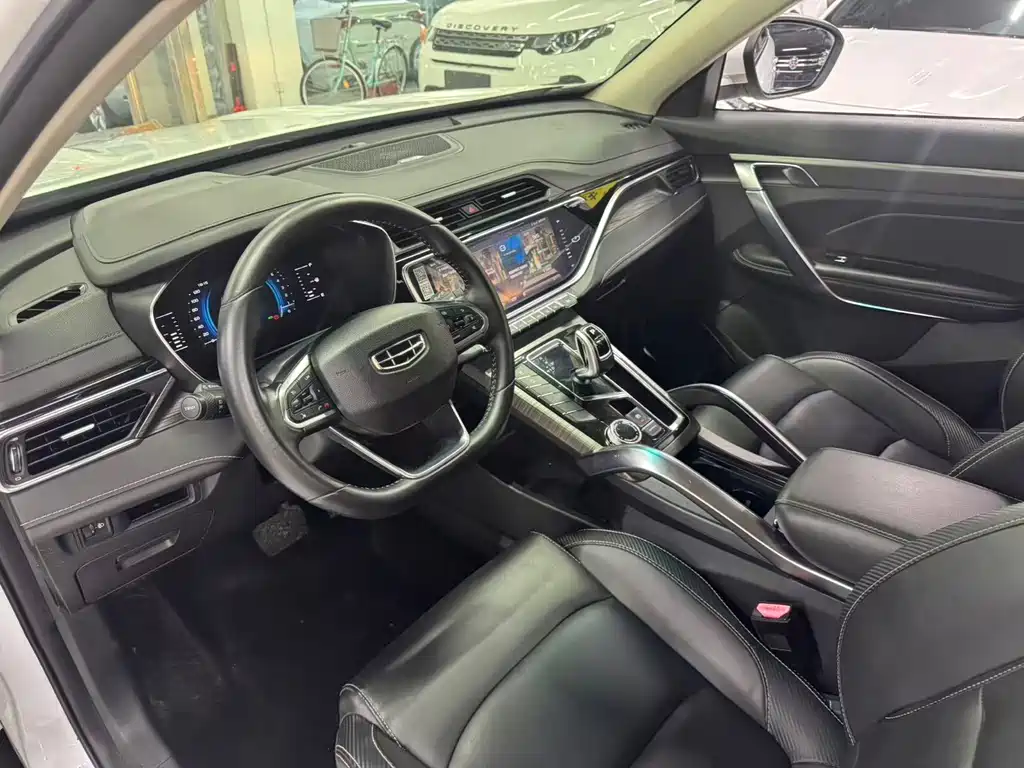 Geely Boyue — миниатюра 7