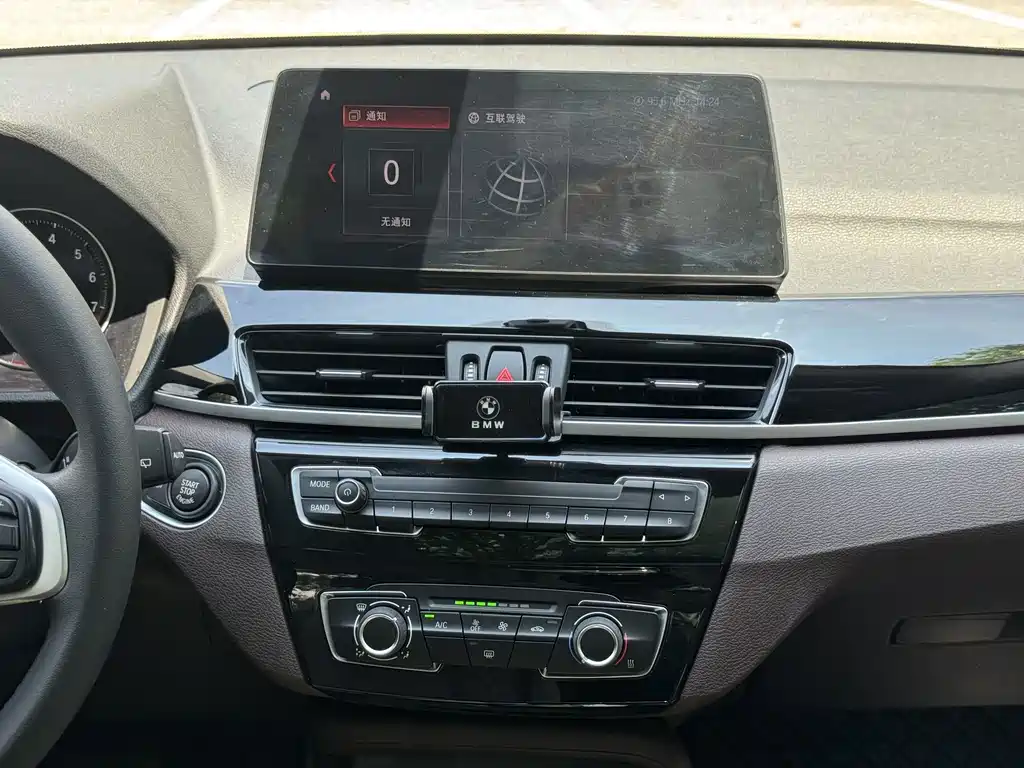 BMW X1 — миниатюра 13