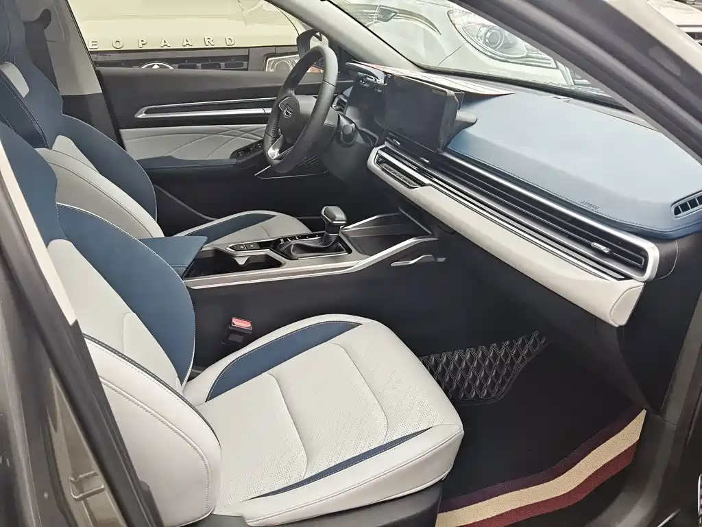 Geely Emgrand — миниатюра 7