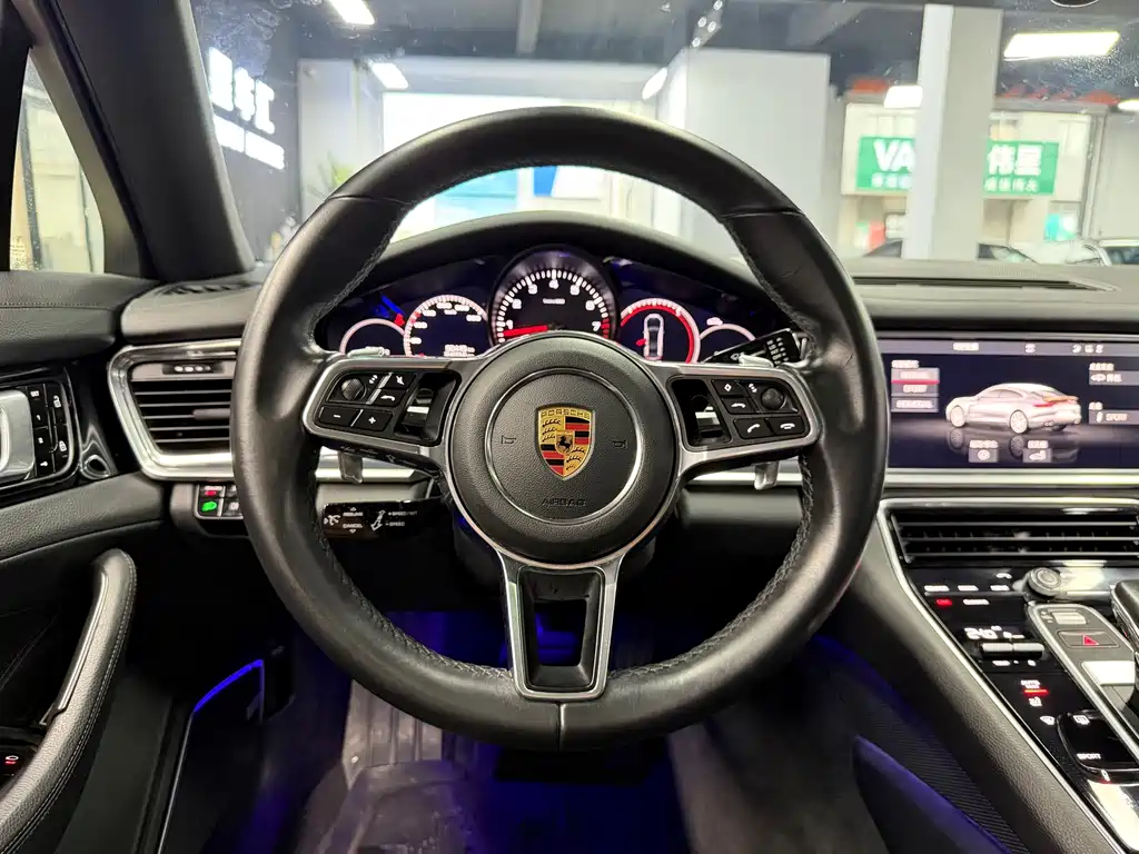 Porsche Panamera — миниатюра 9