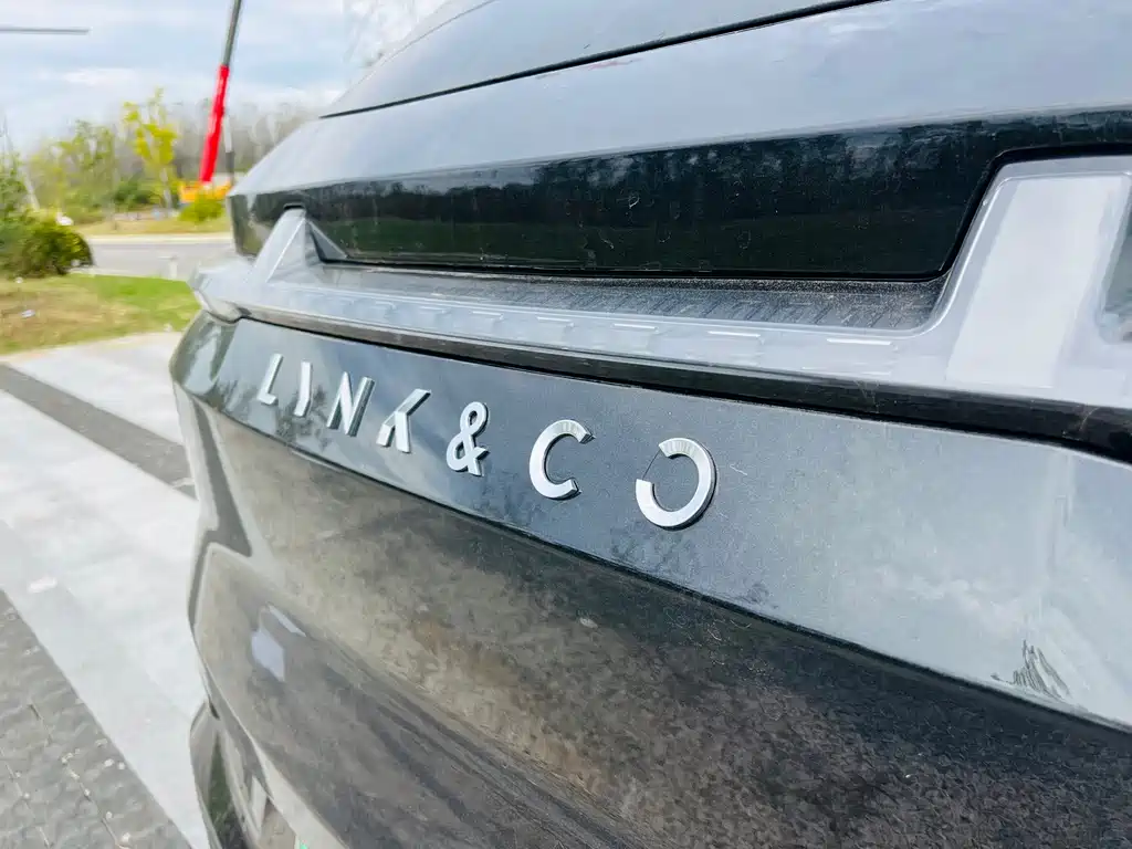 Lynk & Co 08 EM-P — миниатюра 11