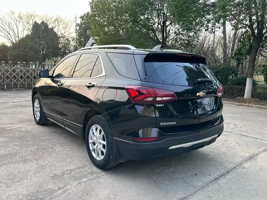 Chevrolet Equinox — миниатюра 7