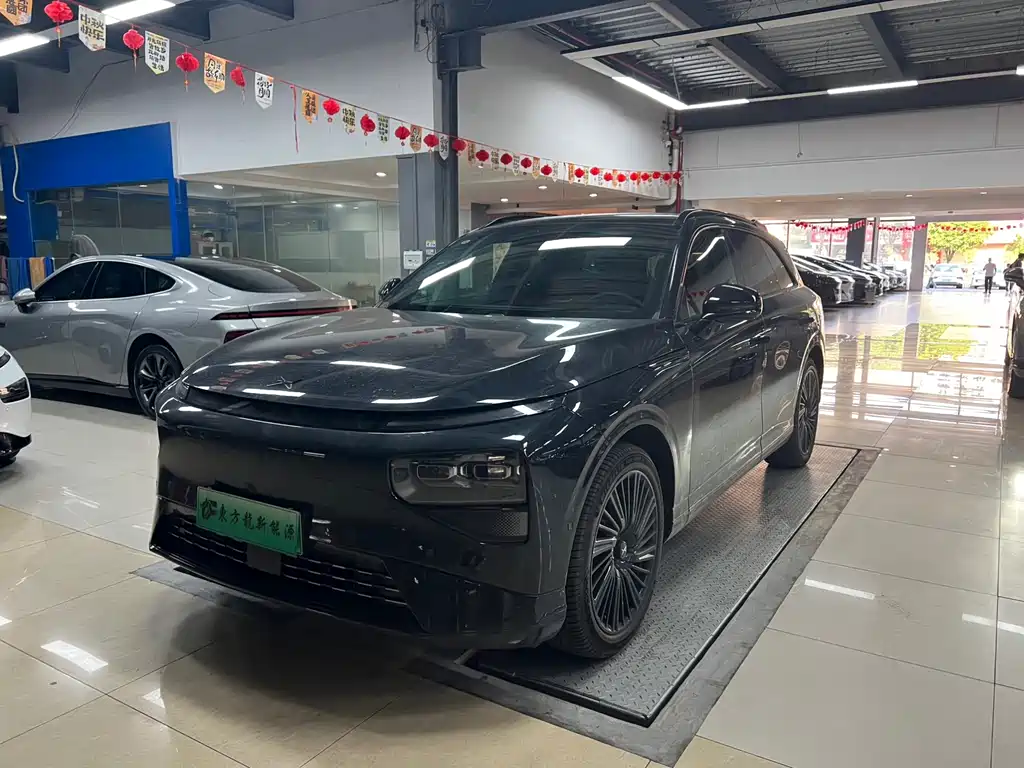 XPeng G9