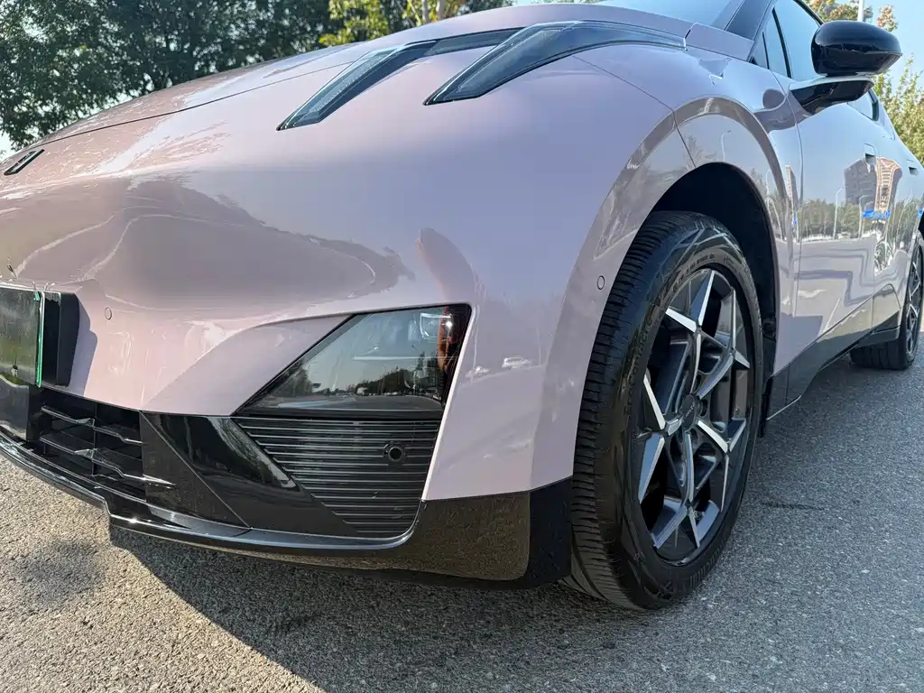 Lynk & Co Z20 — миниатюра 4
