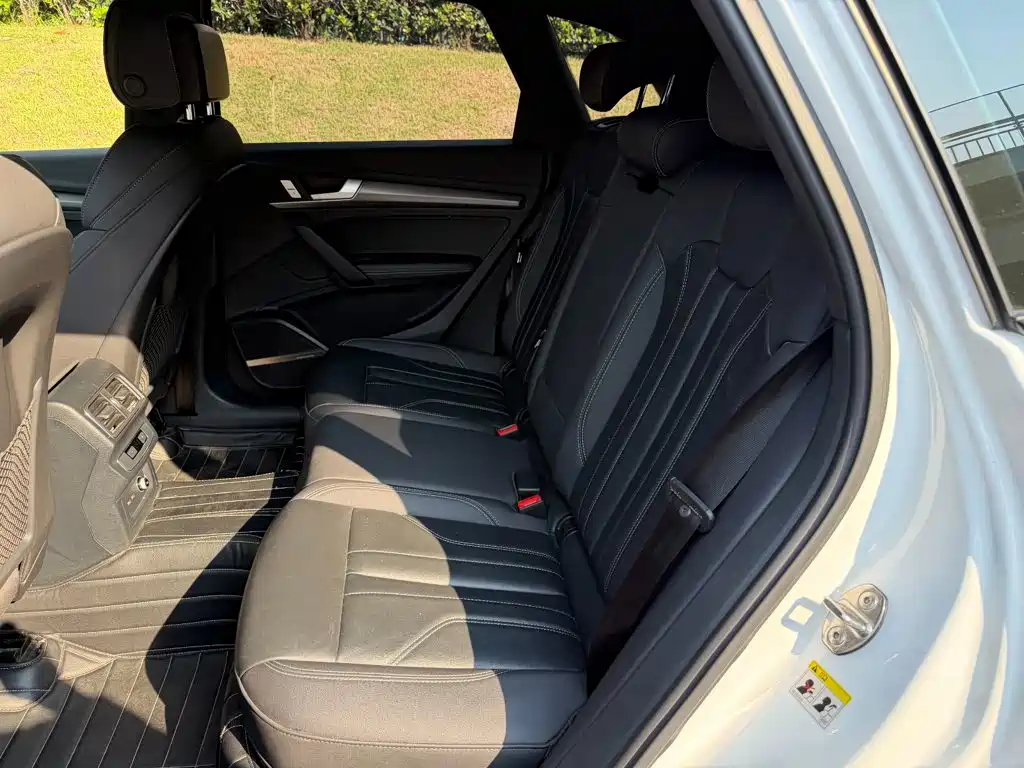 Audi Q5L — миниатюра 12