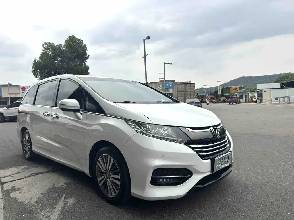 Honda Odyssey — миниатюра 8