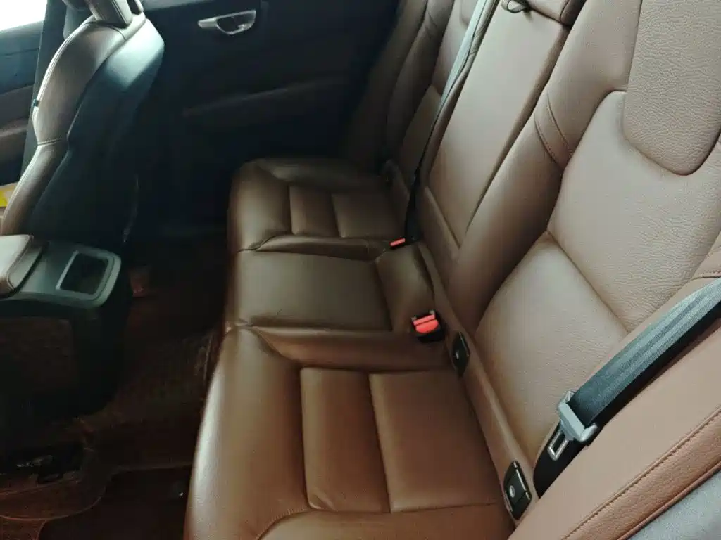 Volvo XC60 — миниатюра 13