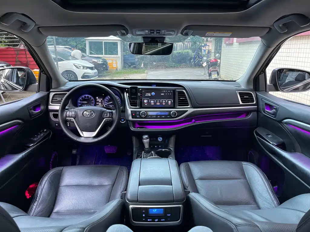 Toyota Highlander — миниатюра 6