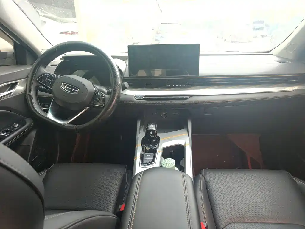Geely L HiP — миниатюра 14