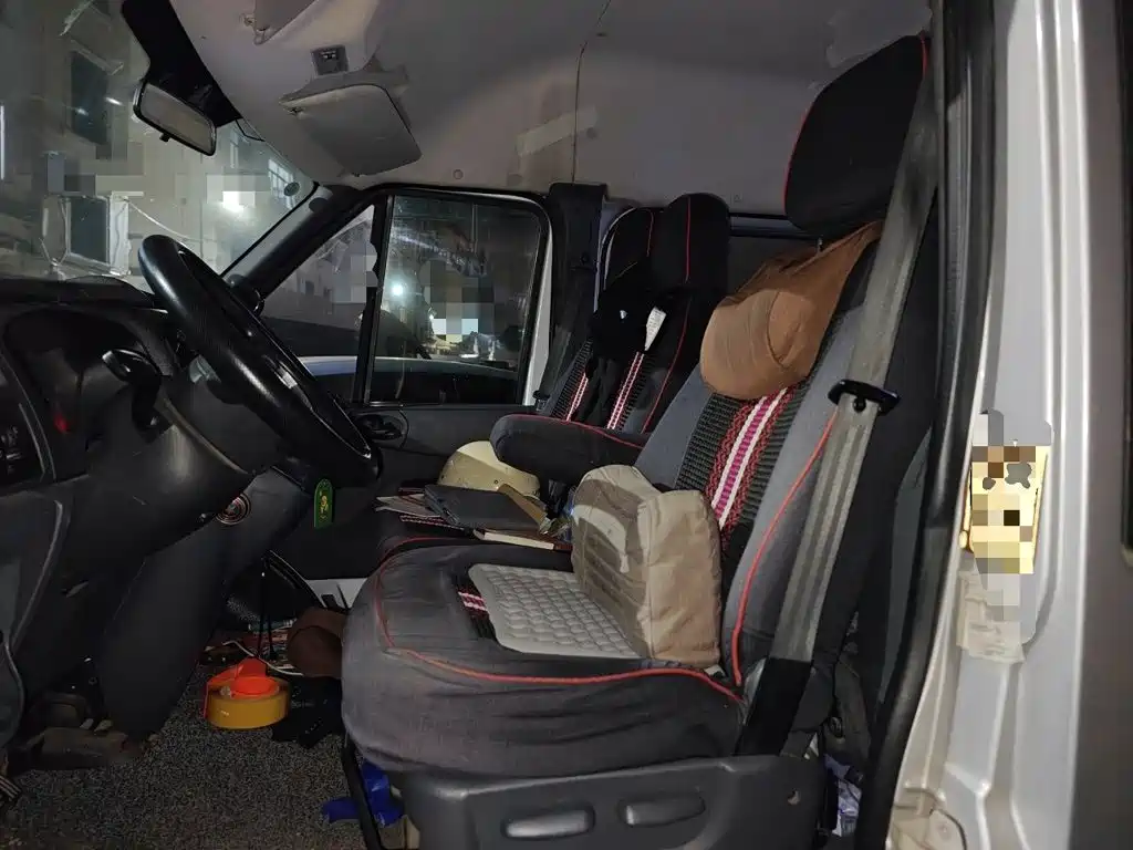 Ford Transit Custom — миниатюра 18