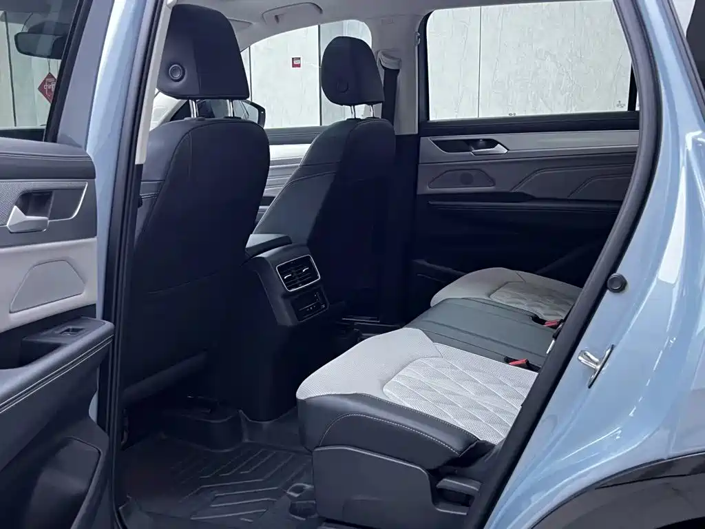 Volkswagen Tavendor — миниатюра 5