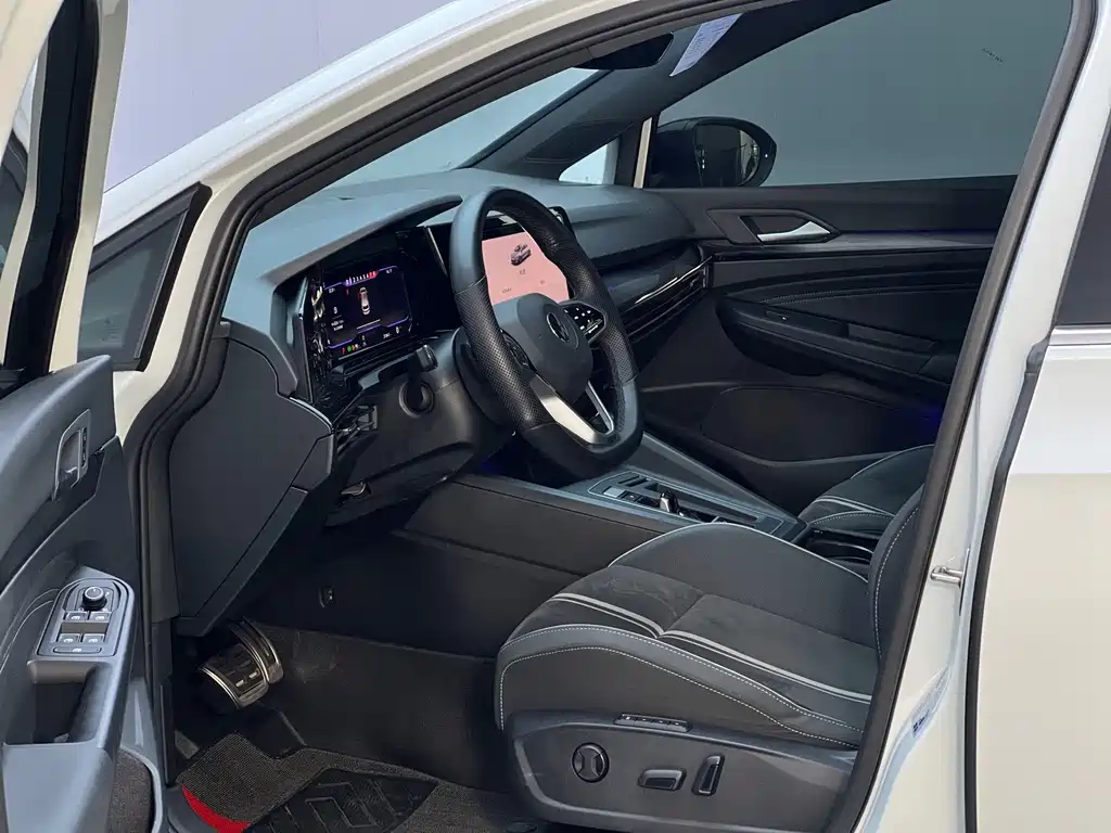 Volkswagen Golf — миниатюра 9
