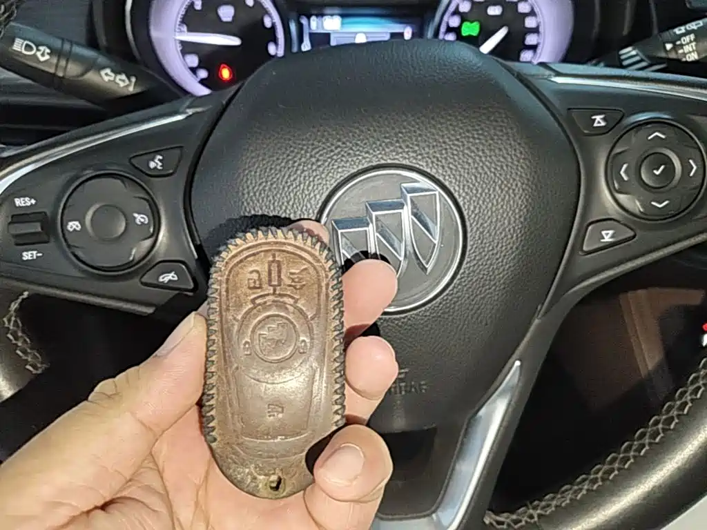 Buick Envision Plus — миниатюра 9