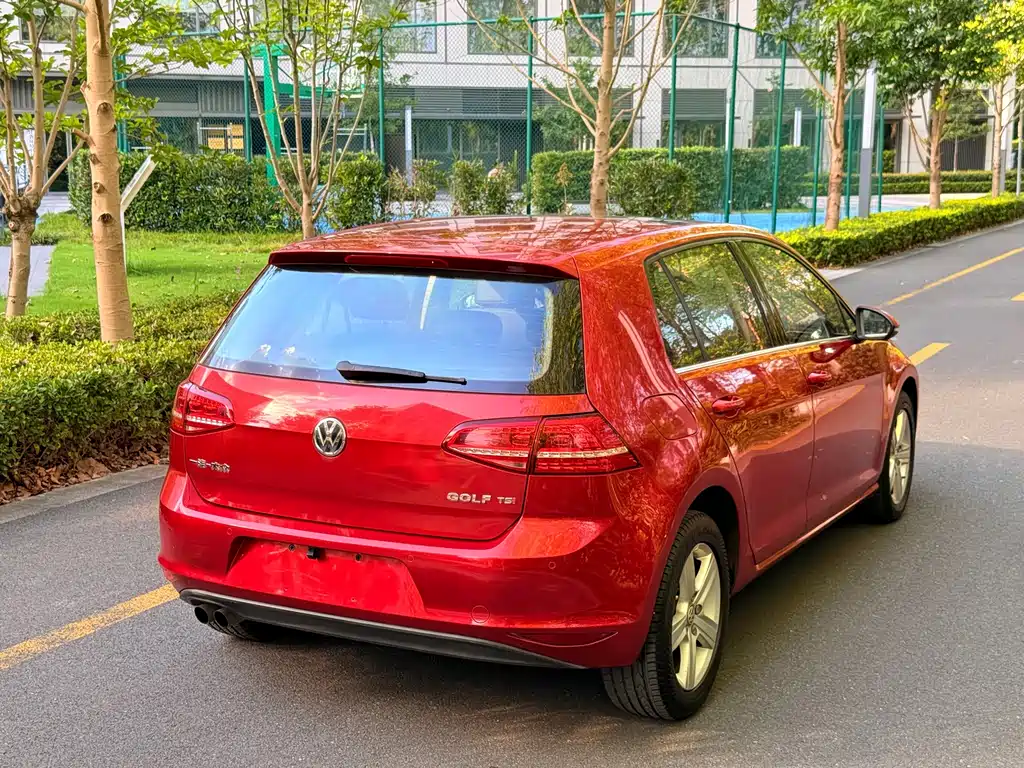 Volkswagen Golf — миниатюра 5