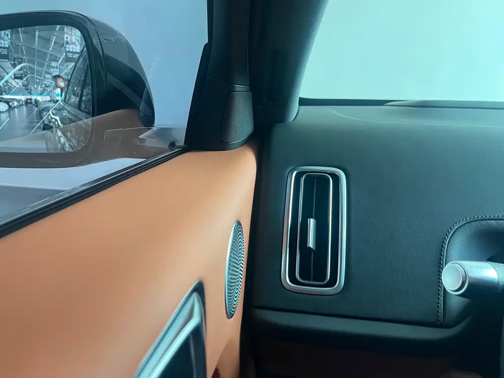 Li Auto Li L6 — миниатюра 19