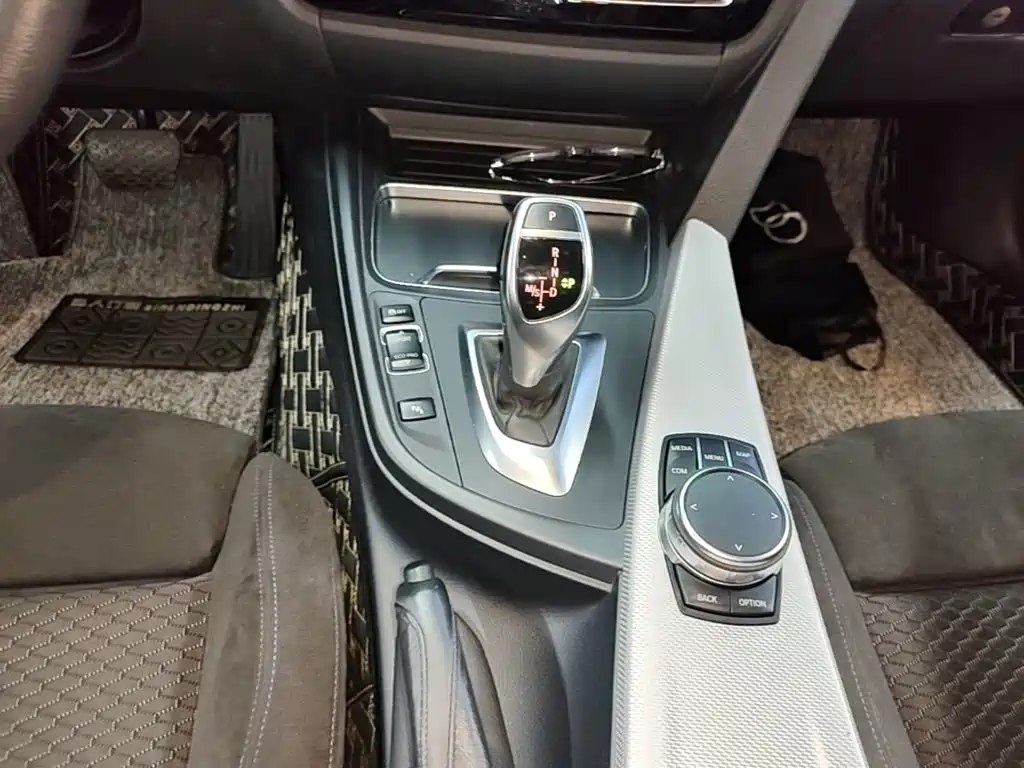BMW 3 Series — миниатюра 14