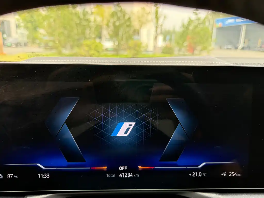BMW i3 — миниатюра 16