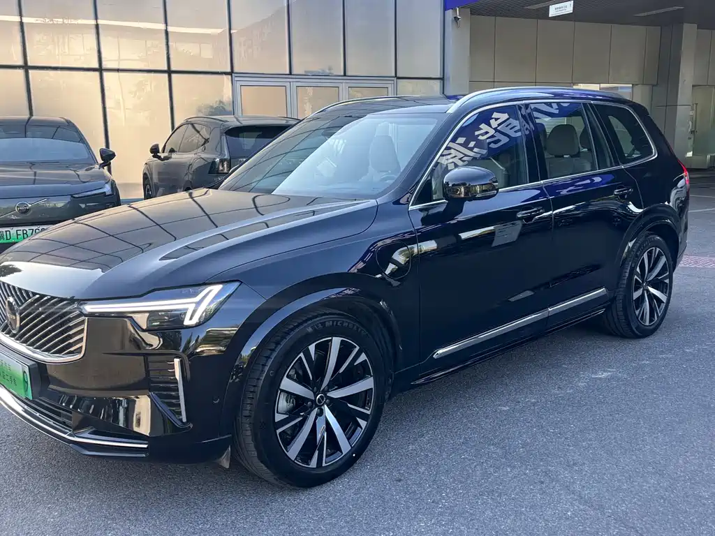 Volvo XC90 PHEV — миниатюра 2
