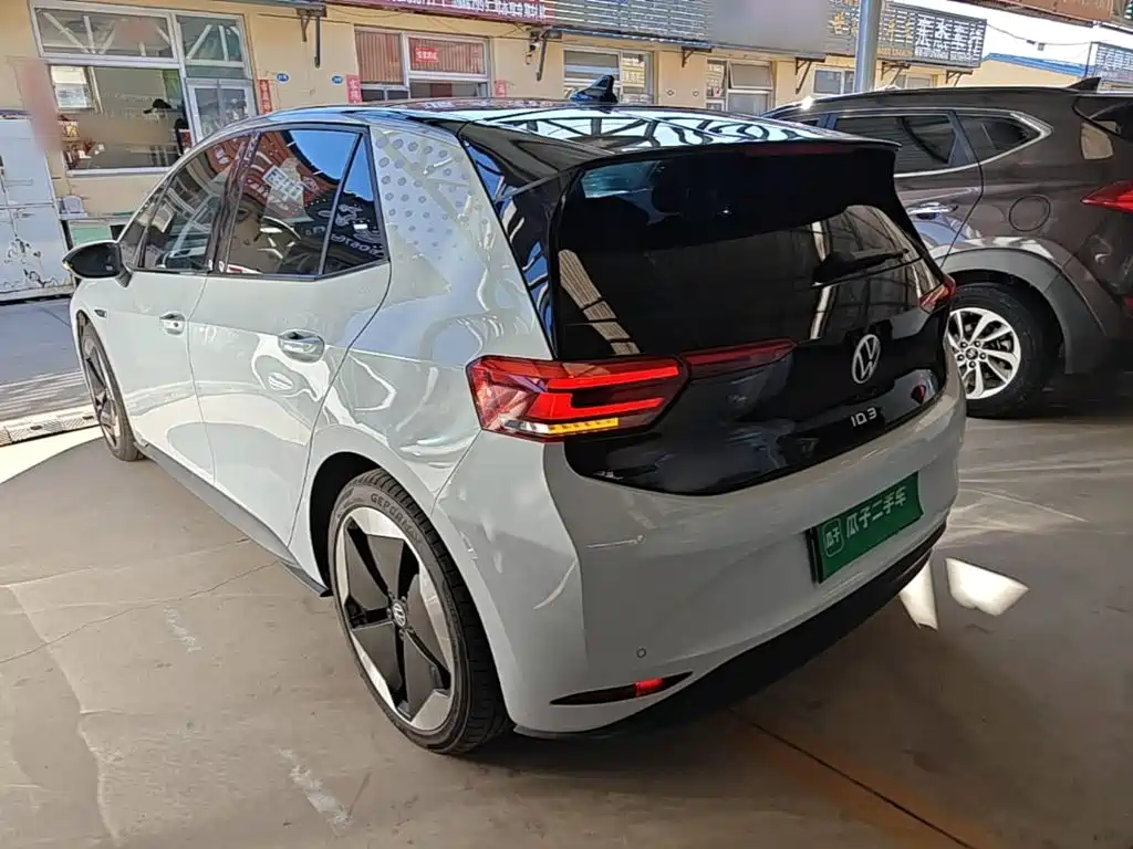 Volkswagen ID.3 — миниатюра 5