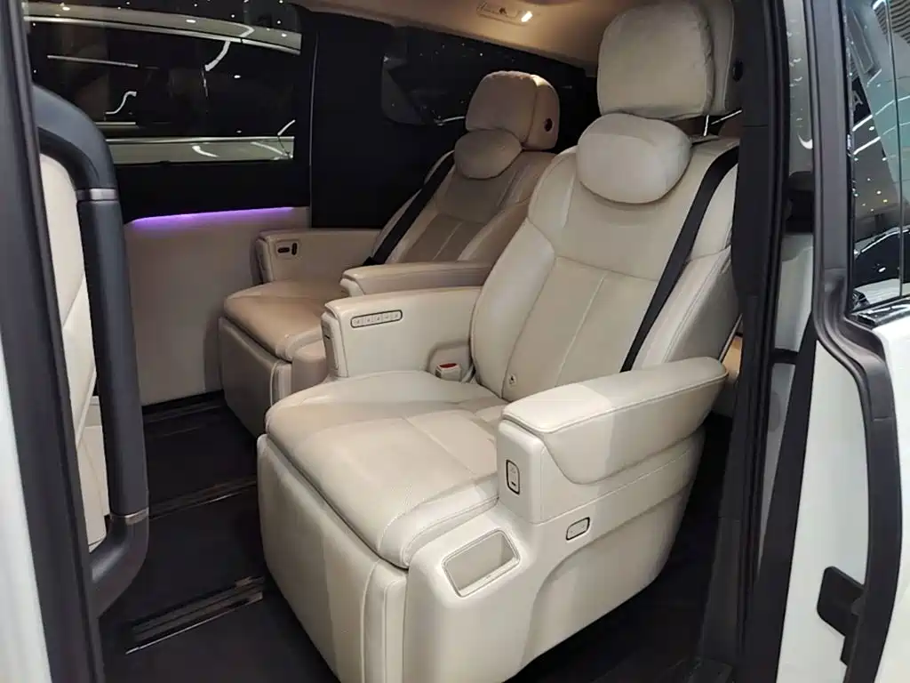 Li Auto Li MEGA — миниатюра 17
