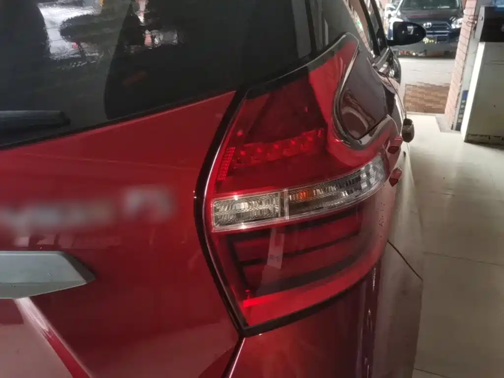 Toyota Vios FS — миниатюра 8