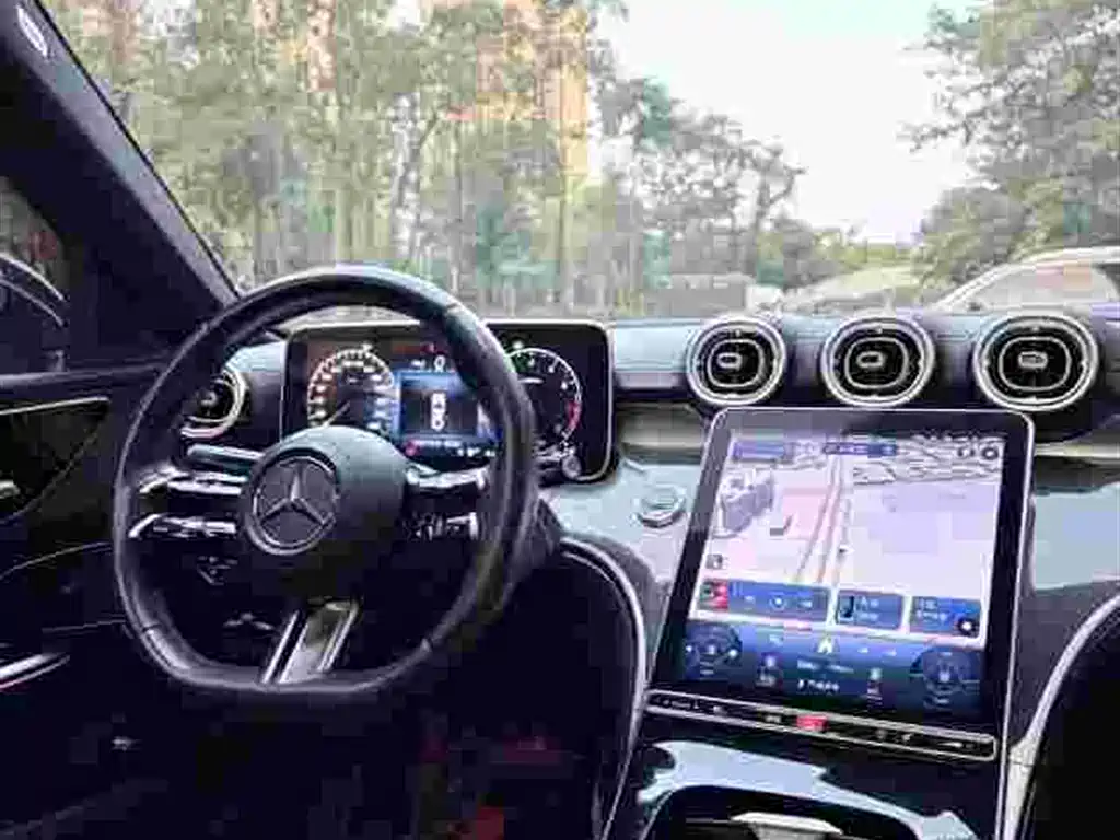 Mercedes-Benz C-Class — миниатюра 5