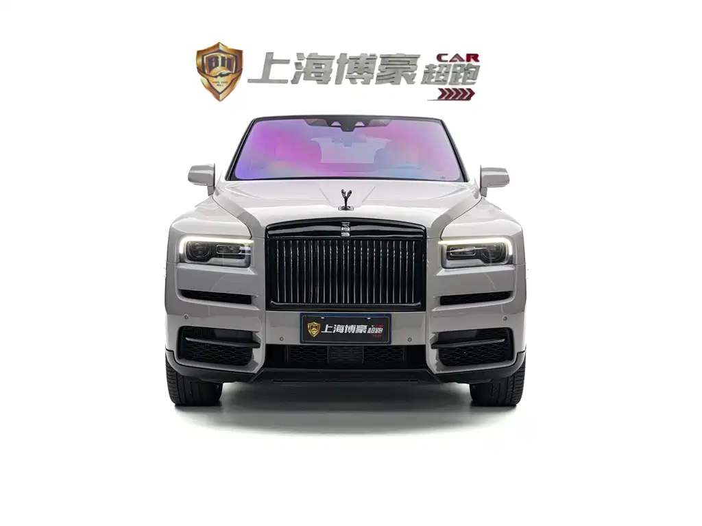 Rolls-Royce Cullinan 2022 мест