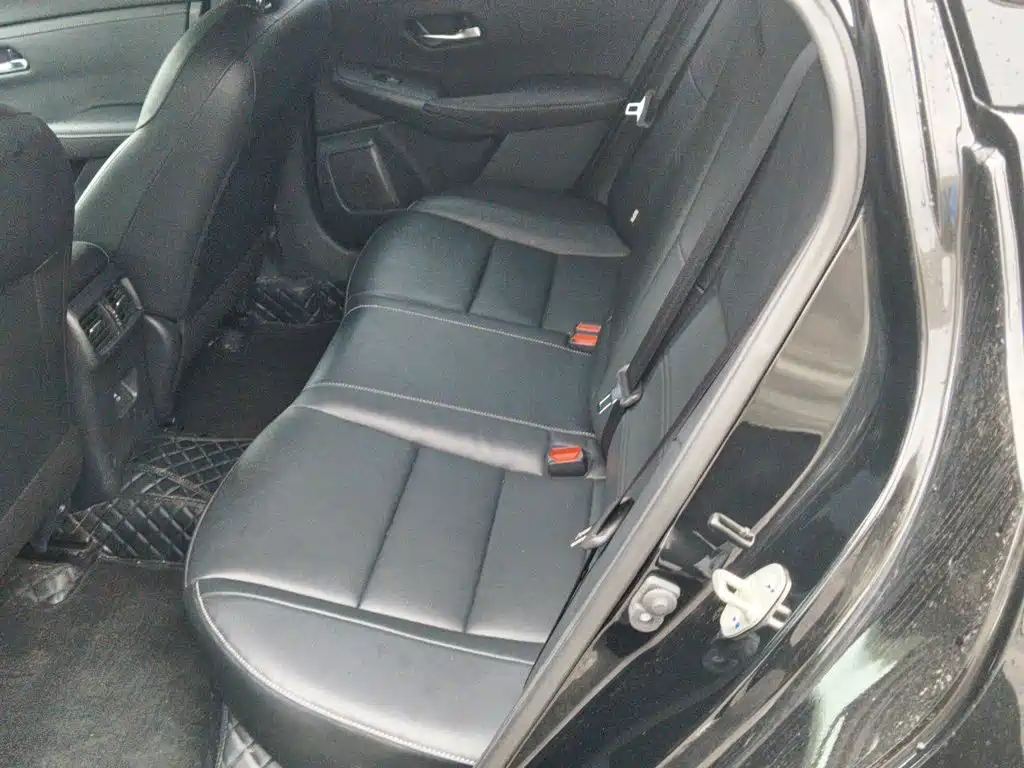Nissan Sylphy — миниатюра 18