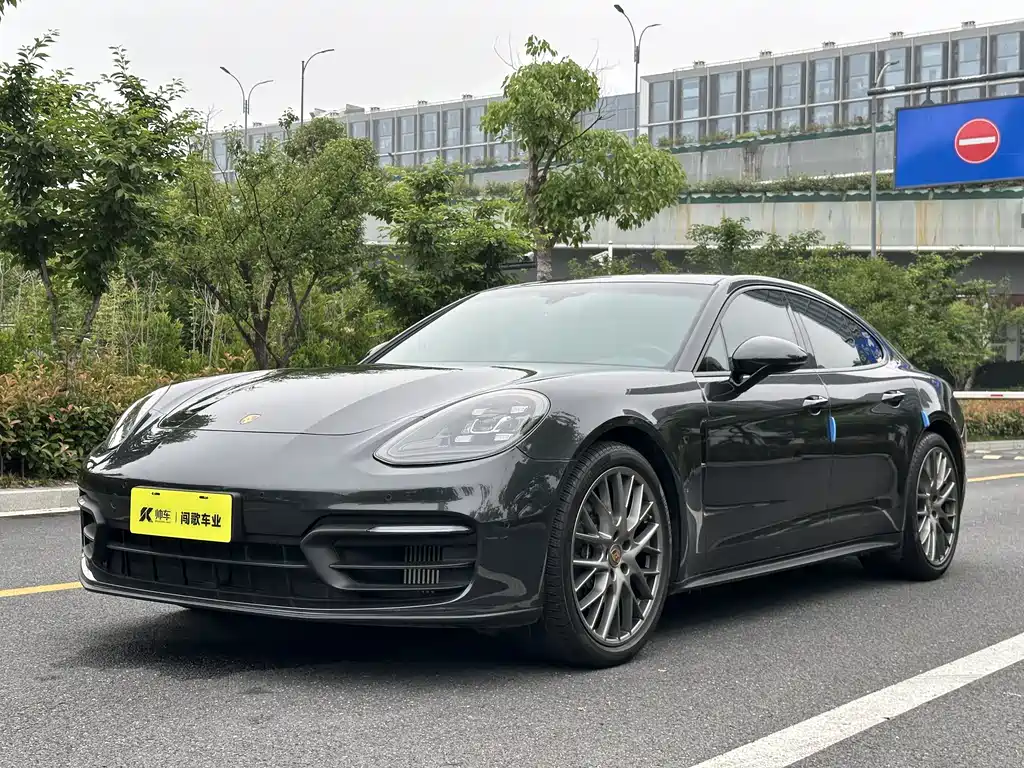 Купить Porsche Panamera