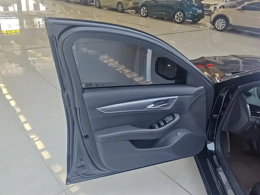 Cadillac CT5 2022 28T Luxury ( Standard )
