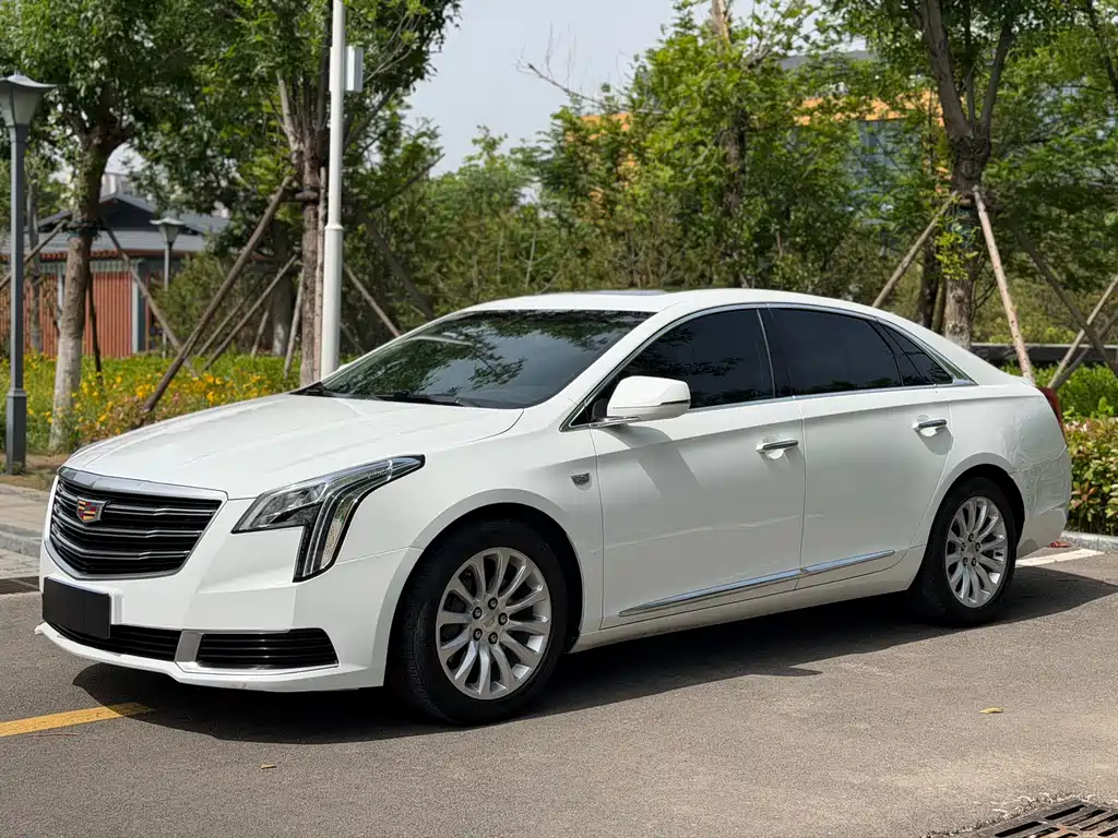 Купить Cadillac XTS
