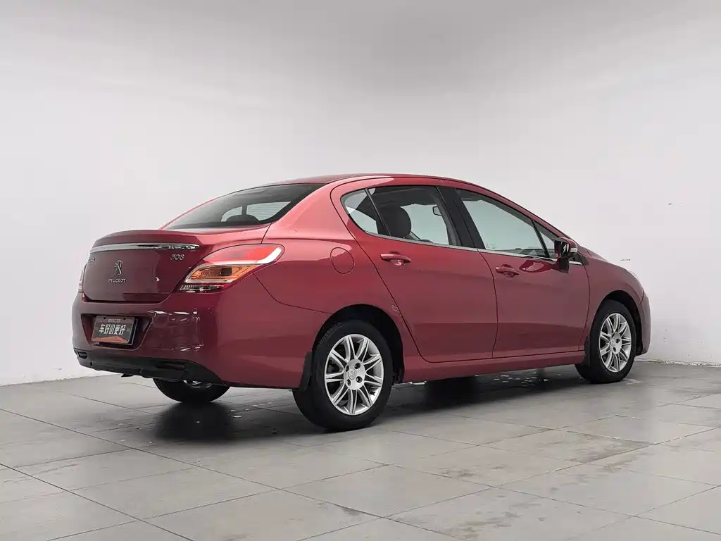 Peugeot 308 — миниатюра 2