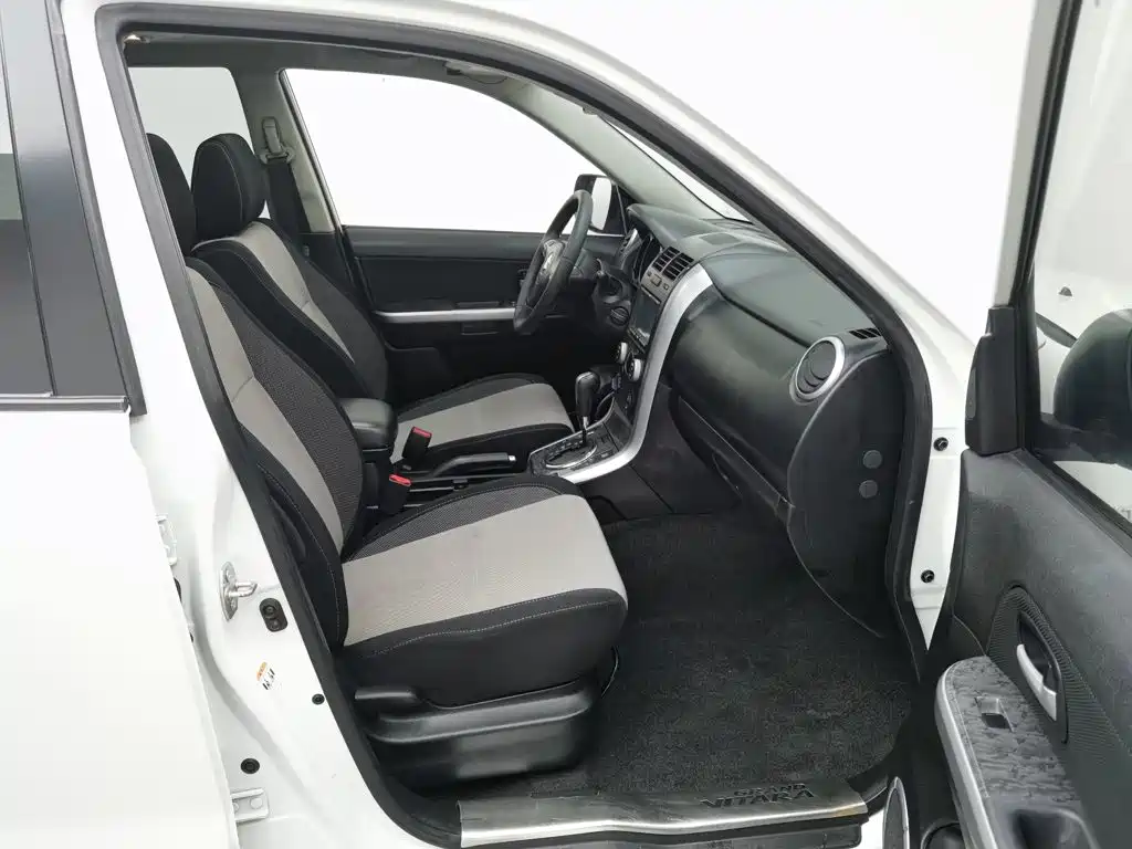 Suzuki Grand Vitara — миниатюра 23