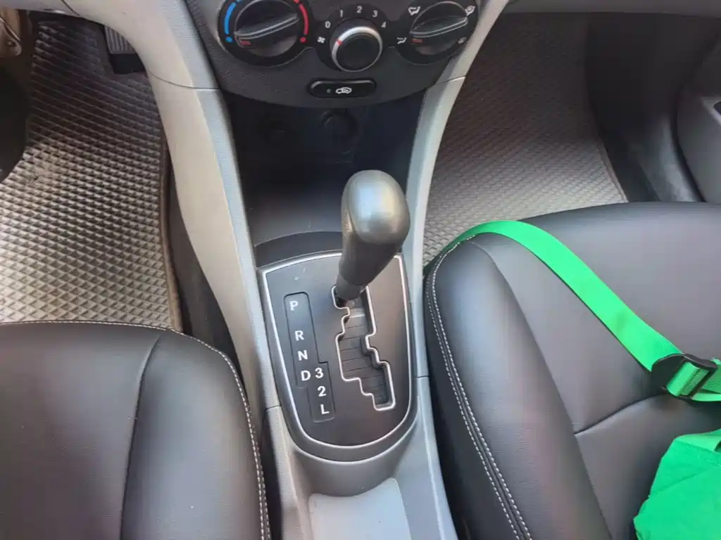 Hyundai Verna — миниатюра 14