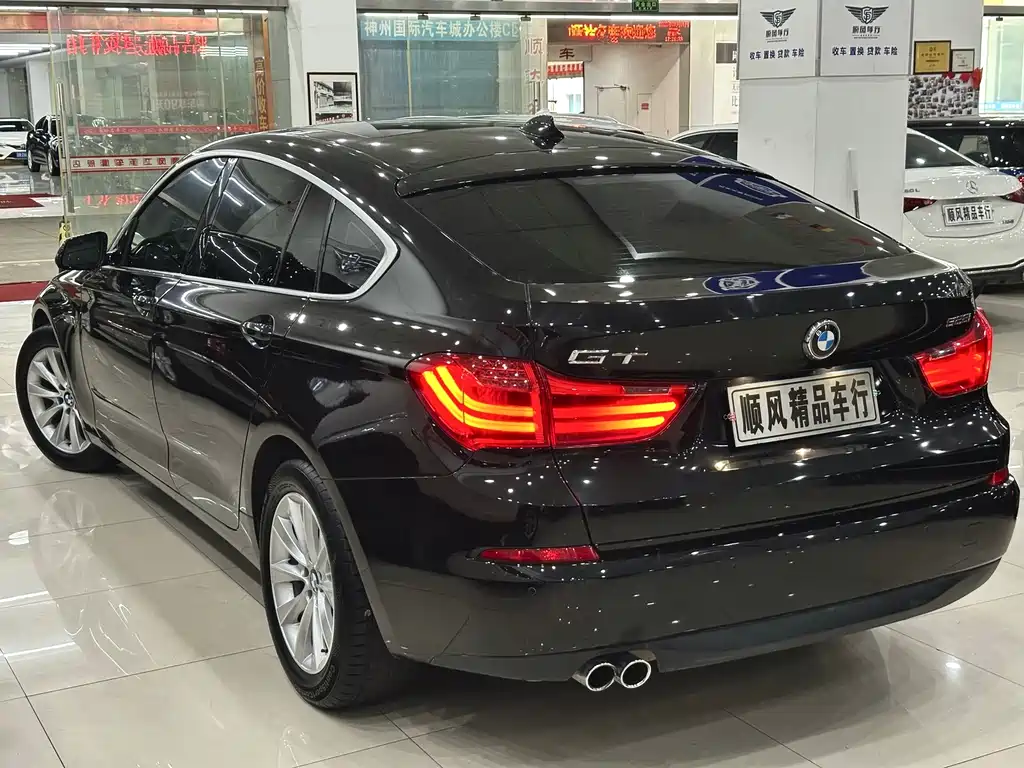 BMW 5 Series GT — миниатюра 26