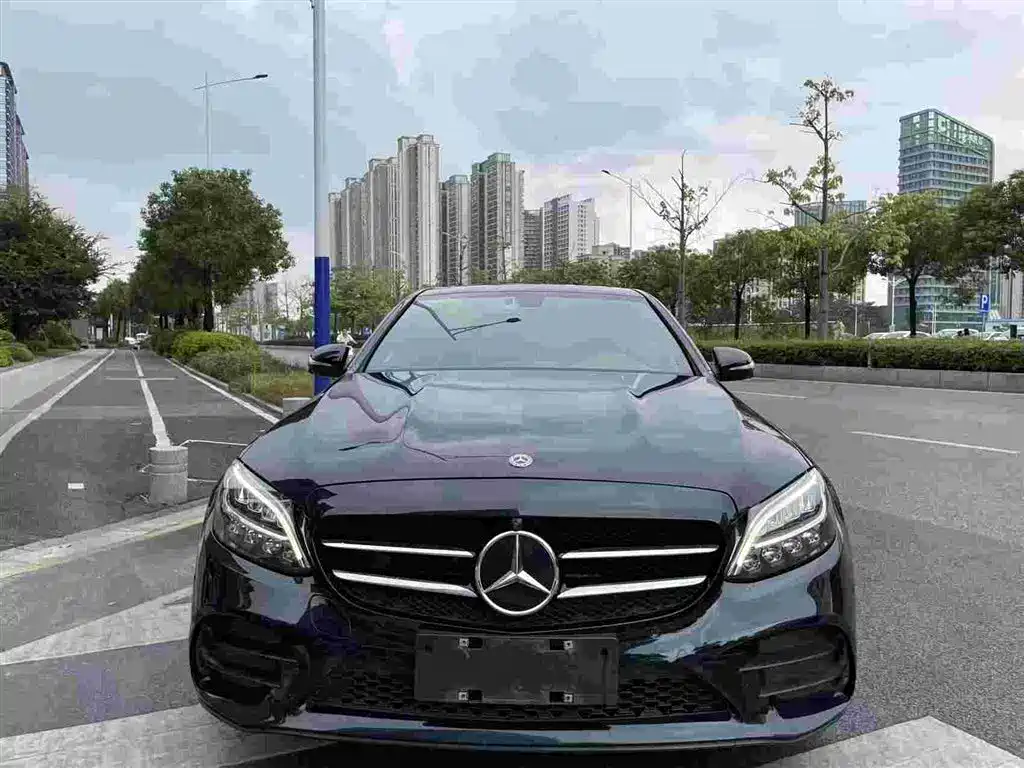 Mercedes-Benz C-Class — миниатюра 2