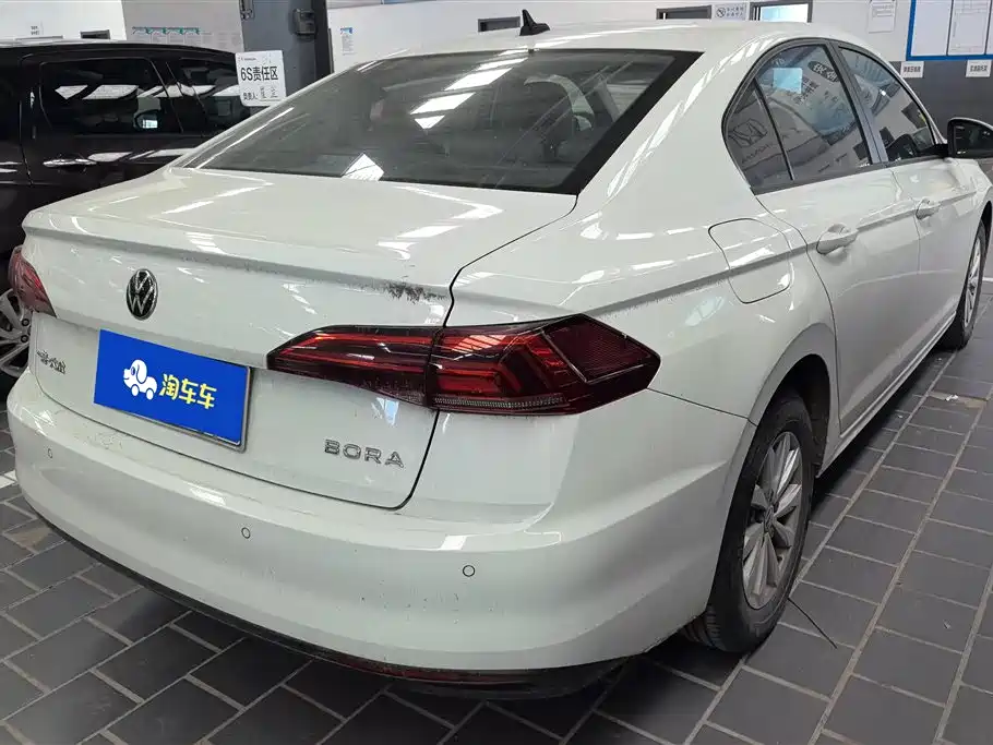 Volkswagen Bora 2021 1.5L AT 30