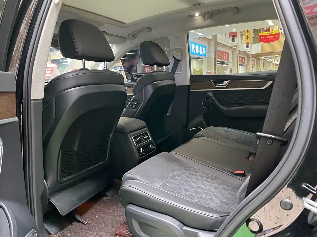 Hongqi Hongqi HS7 — миниатюра 12