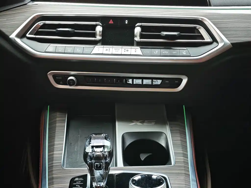 BMW X5 — миниатюра 6