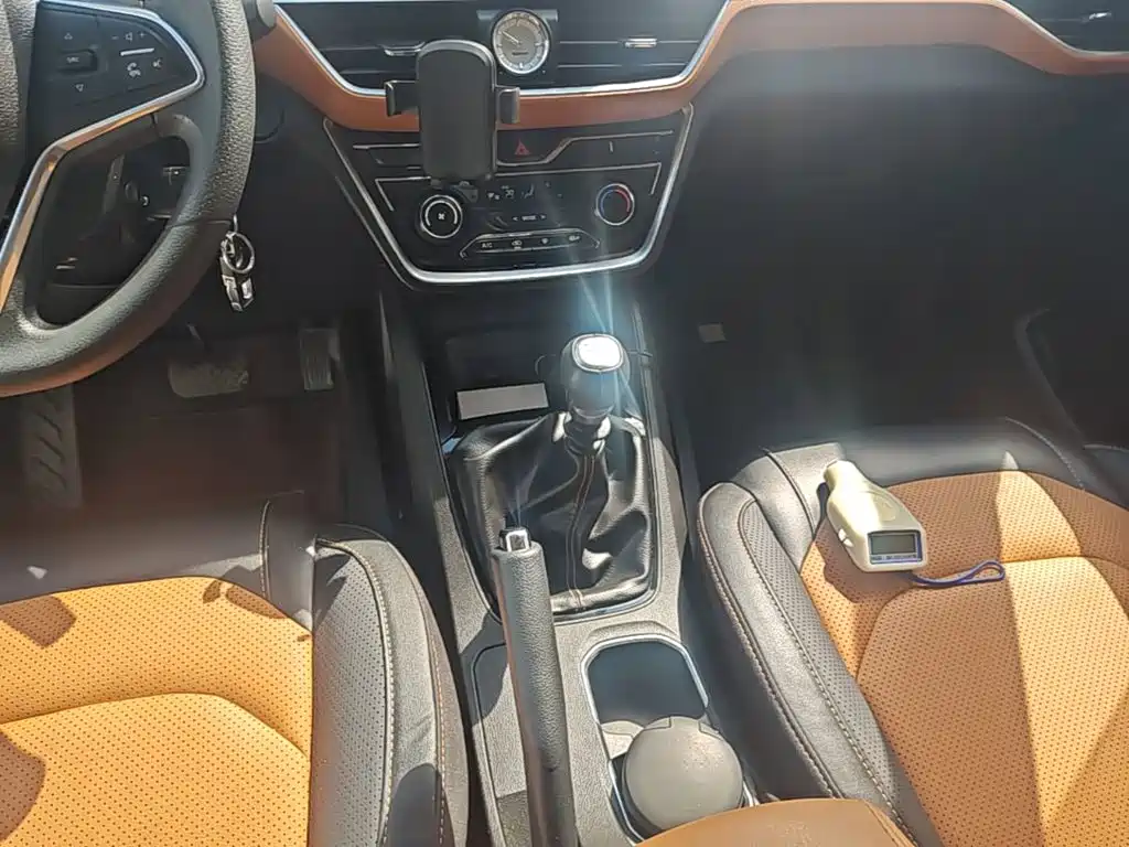 Wuling Hongguang S3 — миниатюра 14