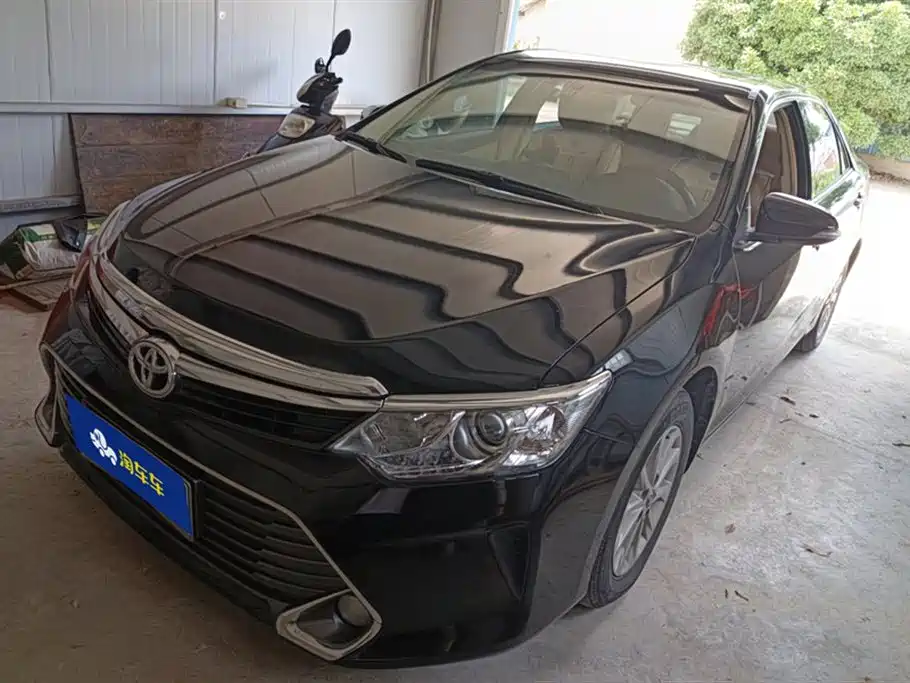 Toyota Camry 2015 2.0G Lead