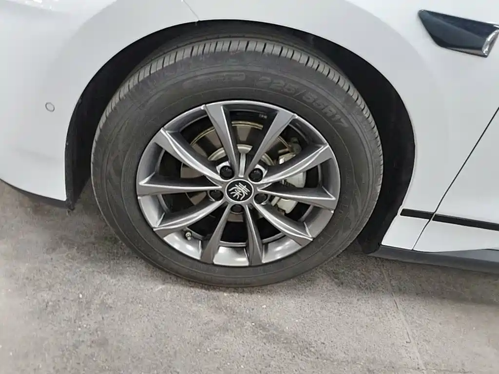 BYD Qin L — миниатюра 23