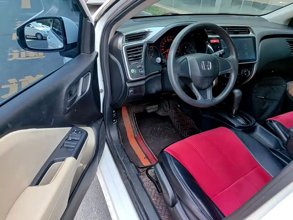 Honda City — миниатюра 16