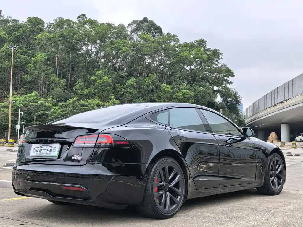 Tesla Model S — фотографии объявления, Фото 10